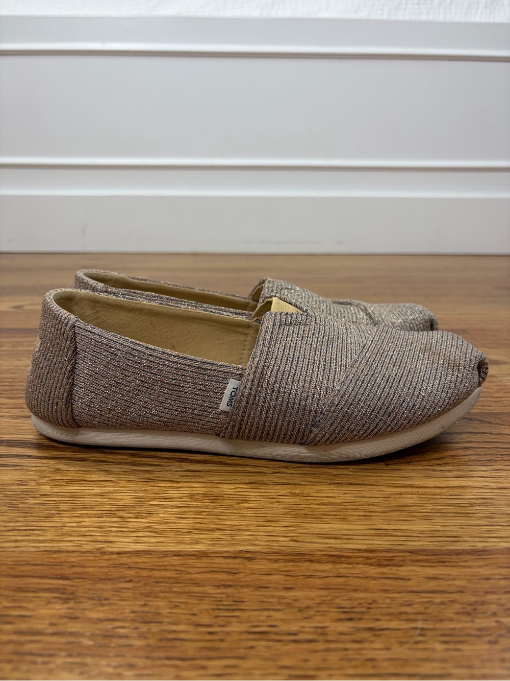 TOMS Classic Alpargata Shoes - Sparkly Metallic Silver Glitter Knit (5.5)
